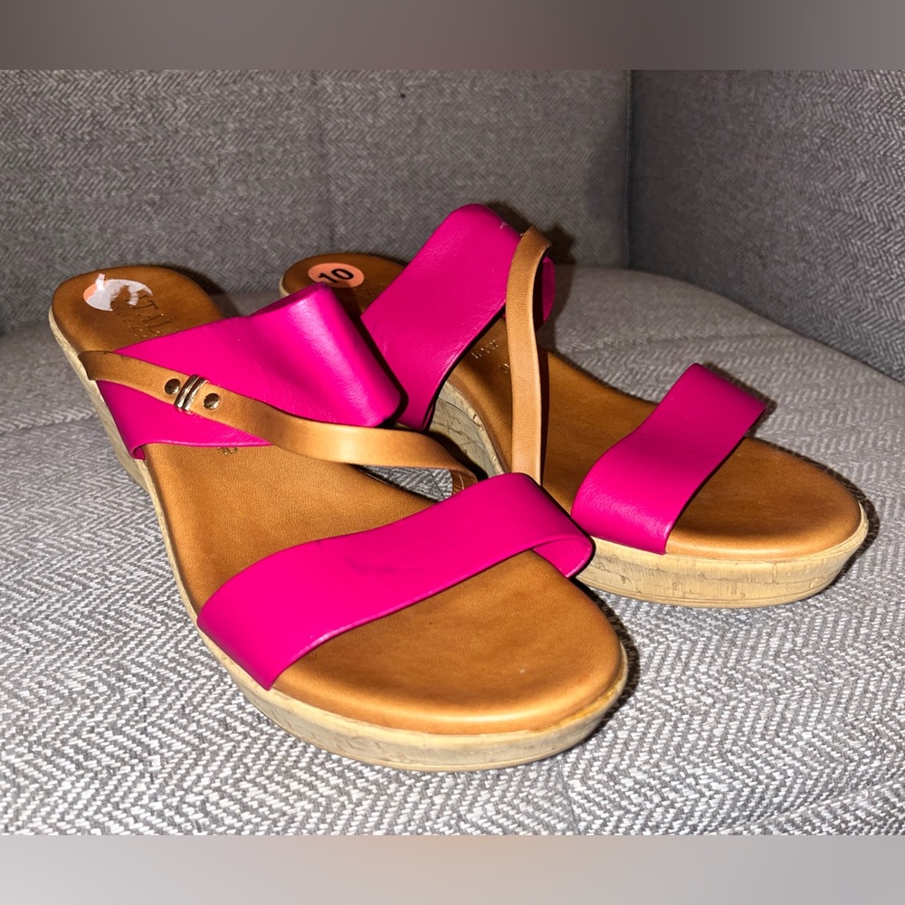 Italian Shoemakers Women's Wedged Sandals Size 10